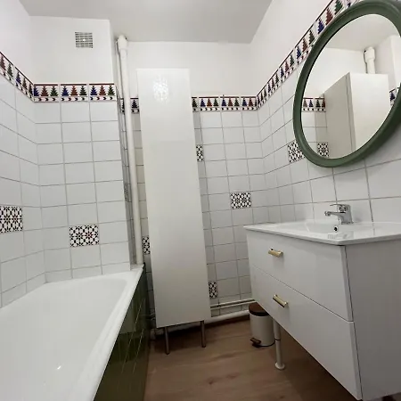 Grand Des Volcans Apartment *